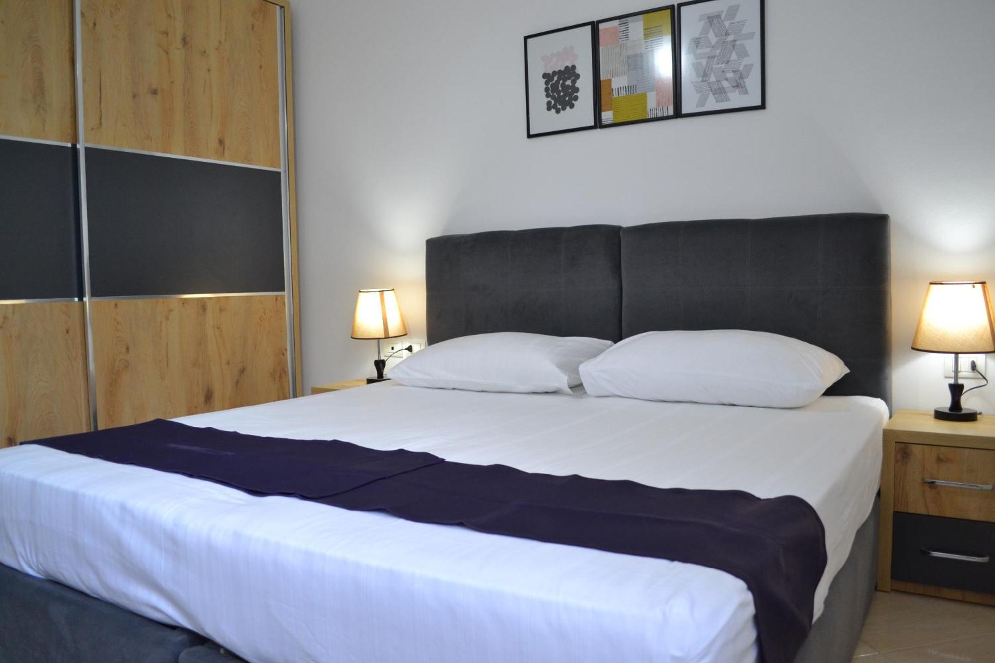 Seaview Gateway 2 Bedrooms Apartment & Garage فلورا المظهر الخارجي الصورة