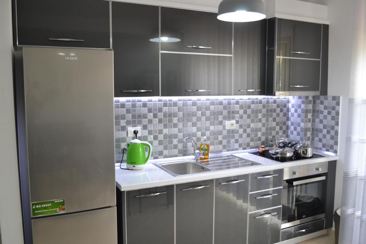 Seaview Gateway 2 Bedrooms Apartment & Garage فلورا المظهر الخارجي الصورة
